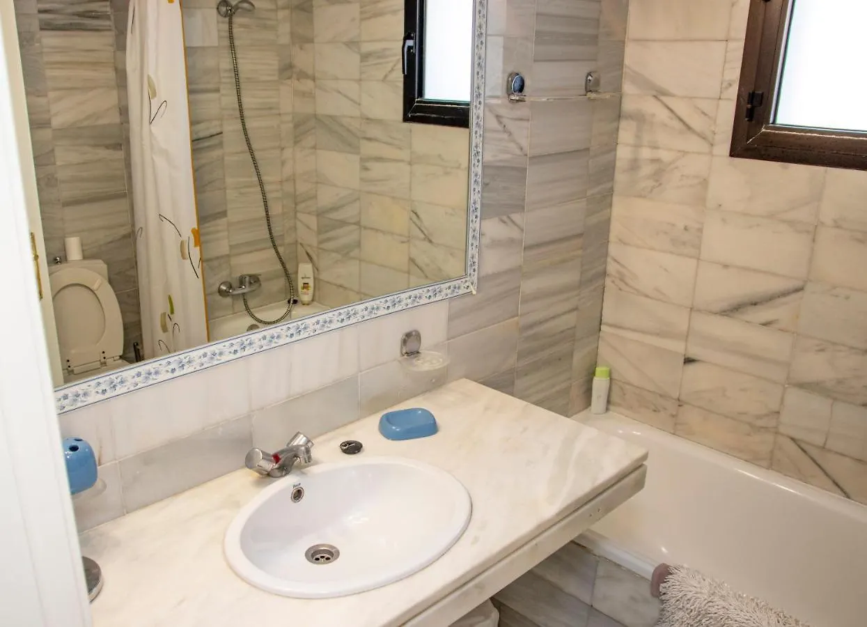 Jardines Puerto Banus Rooms Marbella 0*,  España