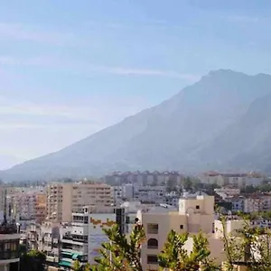  Apartamento Large Modern Beach Front Apartment, Rooftop Pool!!